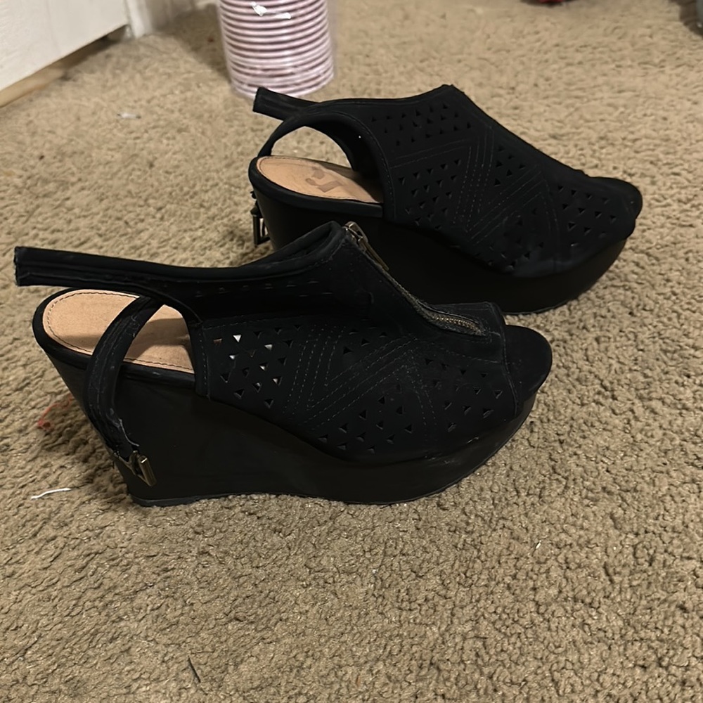 Wedges - Picture 4 of 4
